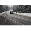 Einfahrt zum P "Am Kielfloßgraben" am Scheitelpunkt der Passstraße Muldenberg - Klingenthal