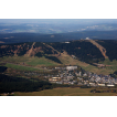 Kurort Oberwiesenthal am Fichtelberg (1215 m); höchstgelegene Stadt Deutschlands (alpines und nordisches Skizentrum)