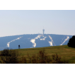 Gipfel Klínovec (1244 m) mit noch schneebedeckten Pisten