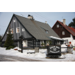 Altes Erzgebirgs-Holzhaus mit Bergbaumuseum in Hřebečná (OT von Abertamy)