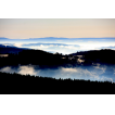 Die Wolken in den Tälern am Südabfall lösen sich auf.